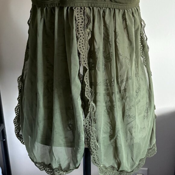 ClauCloud Olive/Green Lace & Mesh Babydoll Top - Feminine & Flowy (Never Worn) - Picture 4 of 5